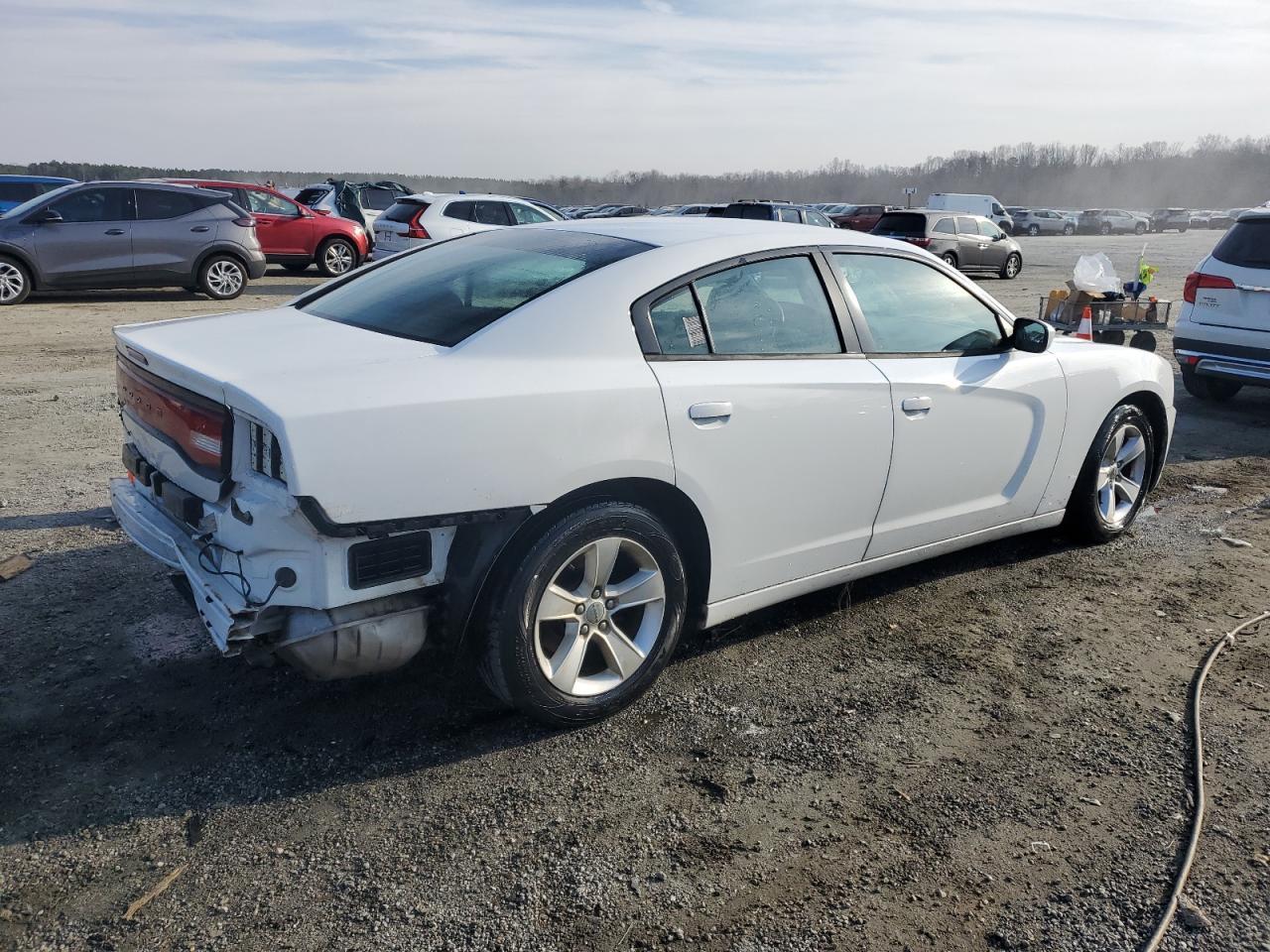 2013 DODGE CHARGER SE - Фото 3