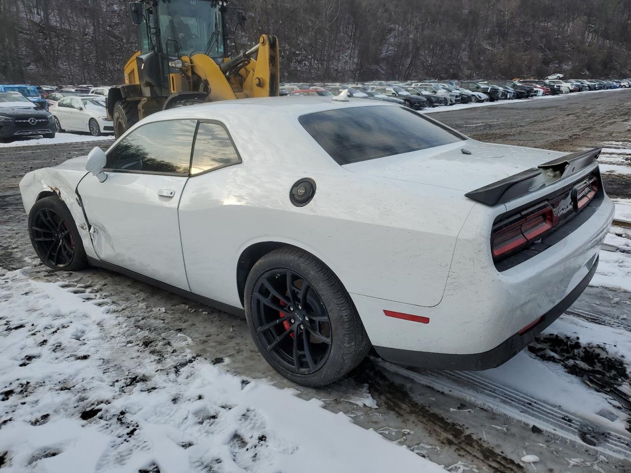 2023 DODGE CHALLENGER - Фото 2