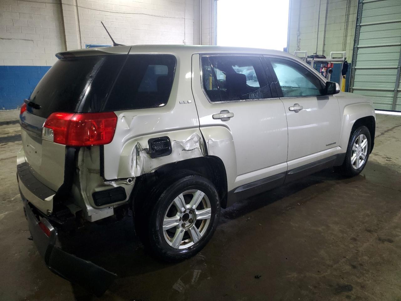 2014 GMC TERRAIN SL - Image 3