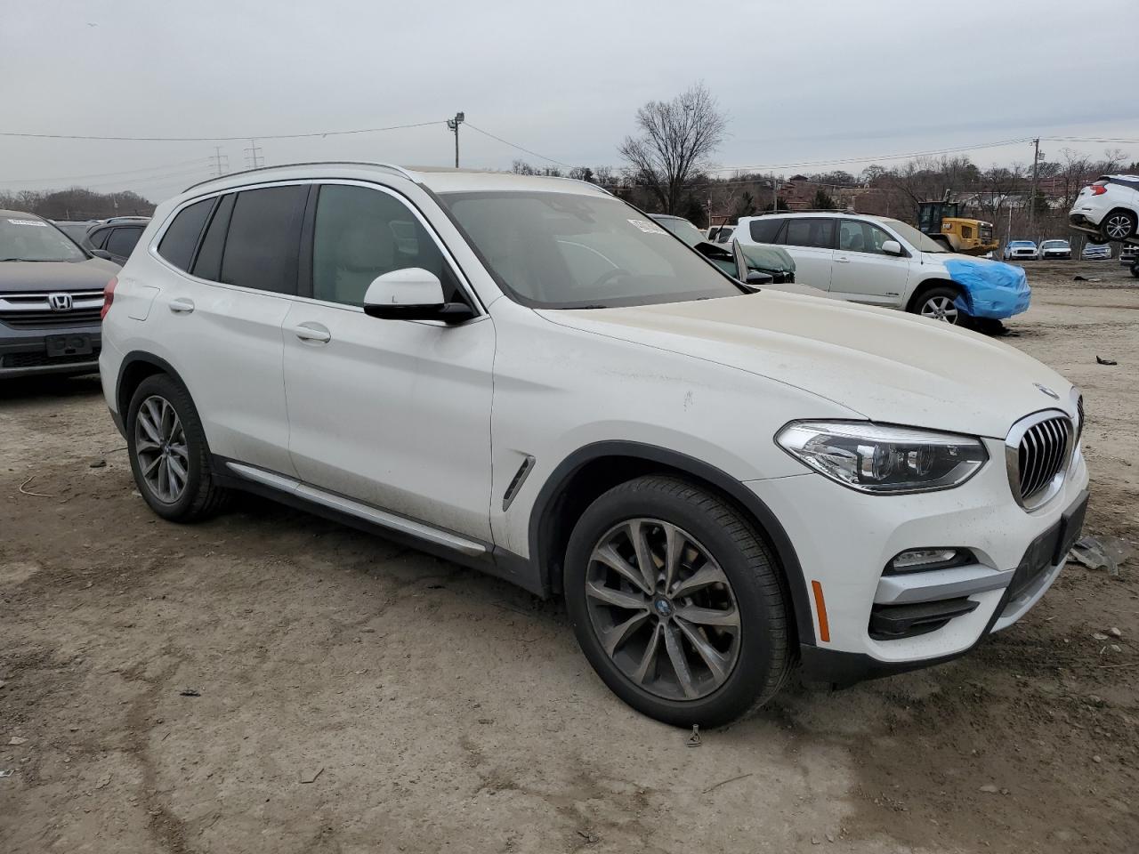 2019 BMW X3 XDRIVE3 - Фото 4