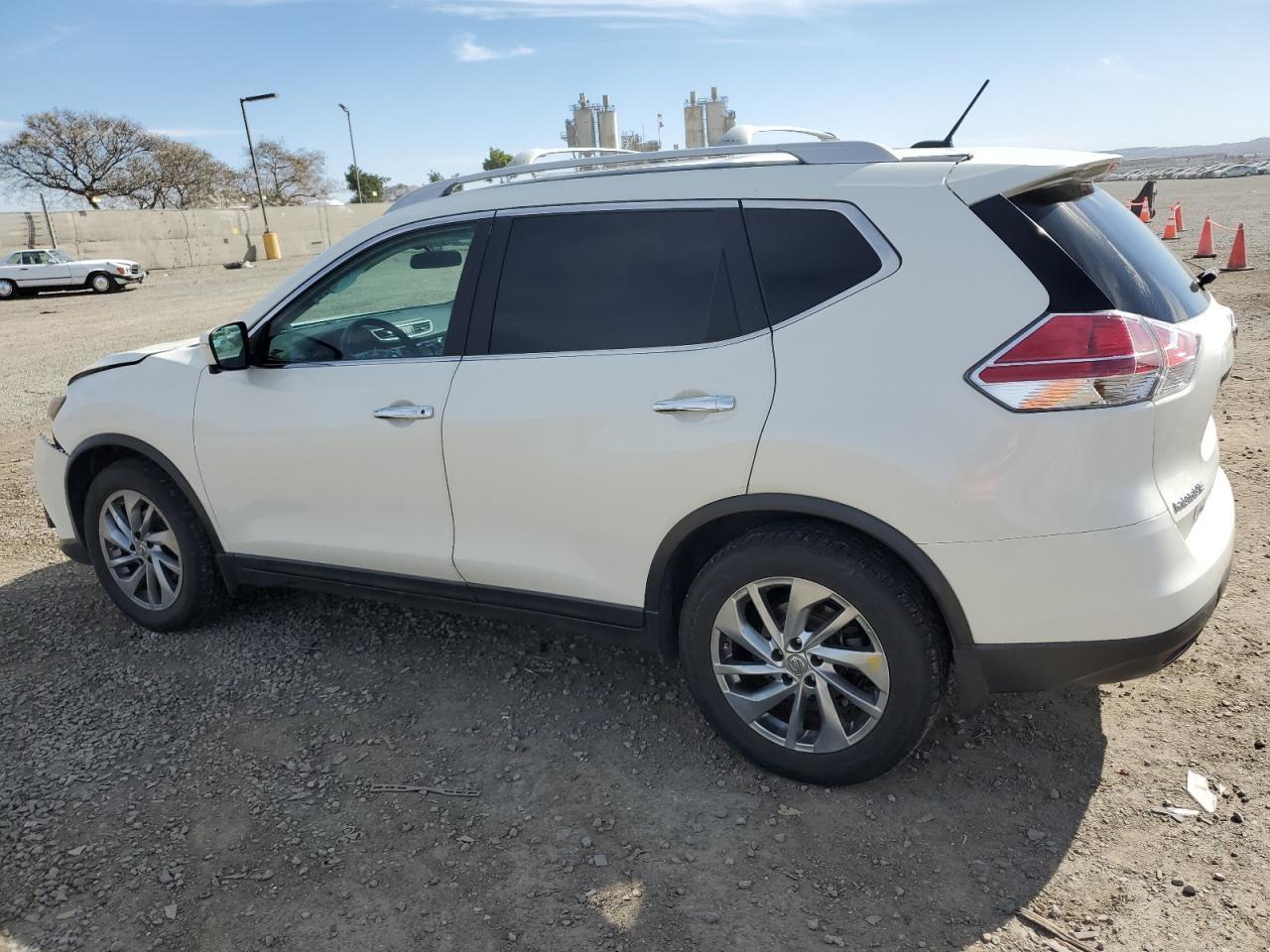 2015 NISSAN ROGUE S - Фото 2