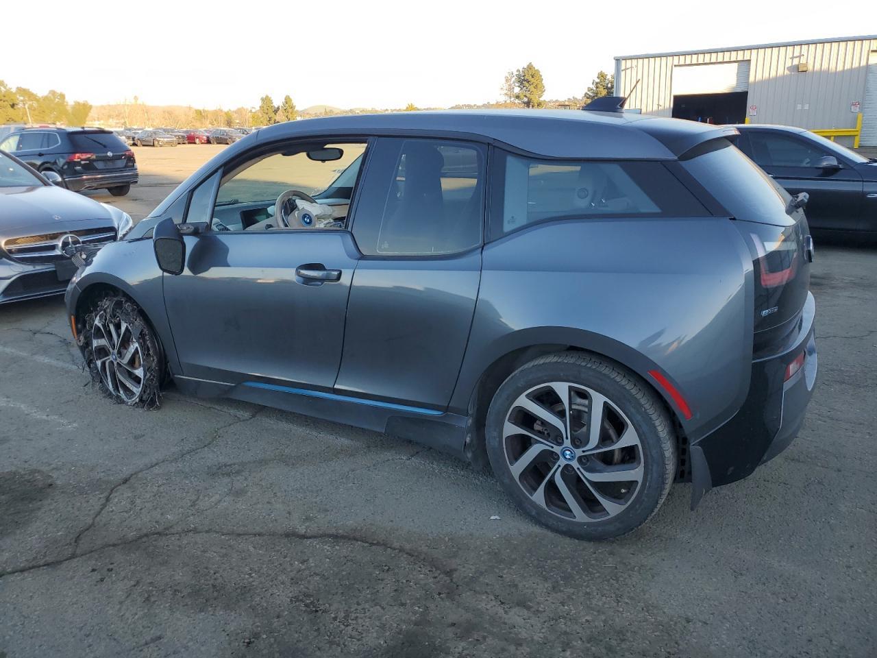 2017 BMW I3 REX - Image 2