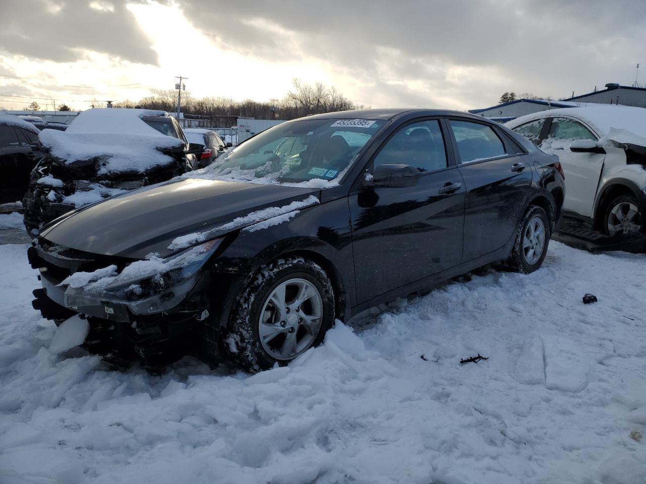 2023 HYUNDAI ELANTRA SE