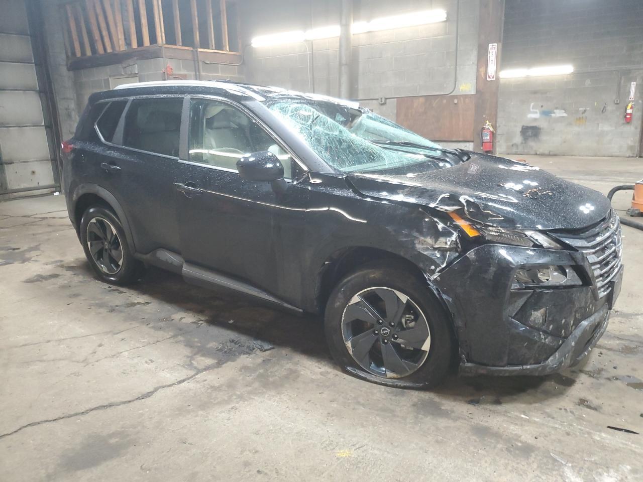 2024 NISSAN ROGUE SV - Image 4
