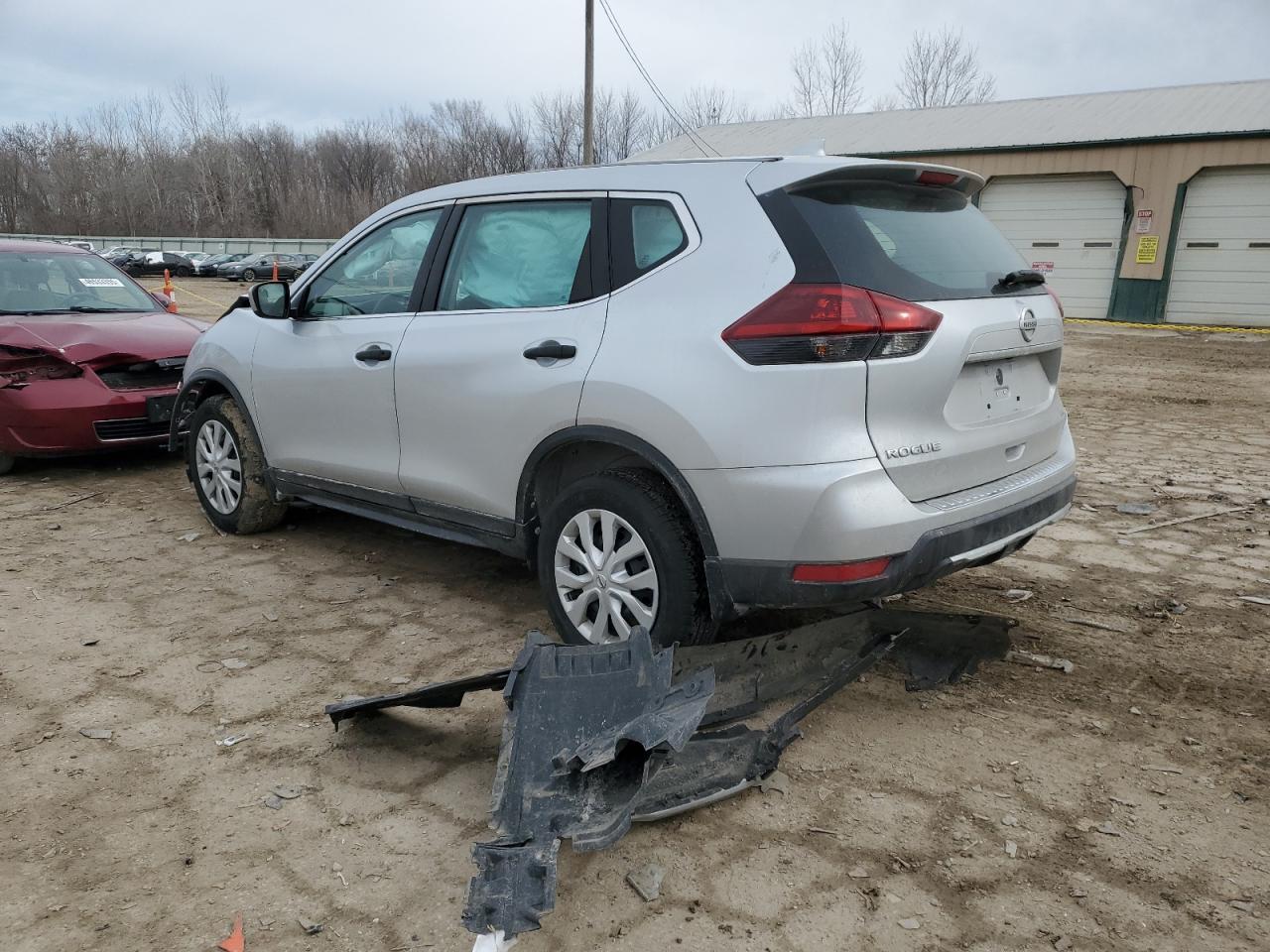 2018 NISSAN ROGUE S - Фото 2