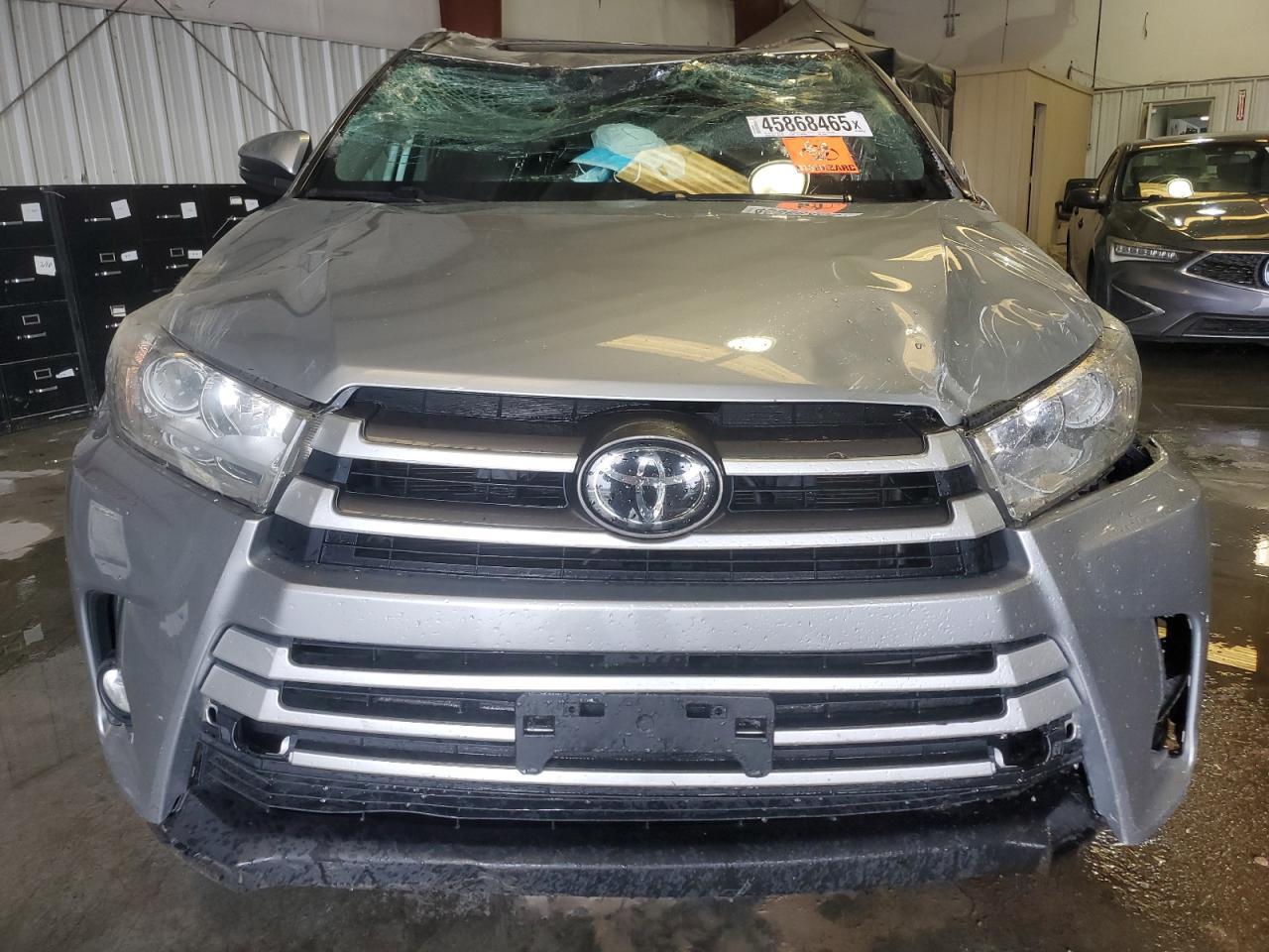 2018 TOYOTA HIGHLANDER - Фото 5