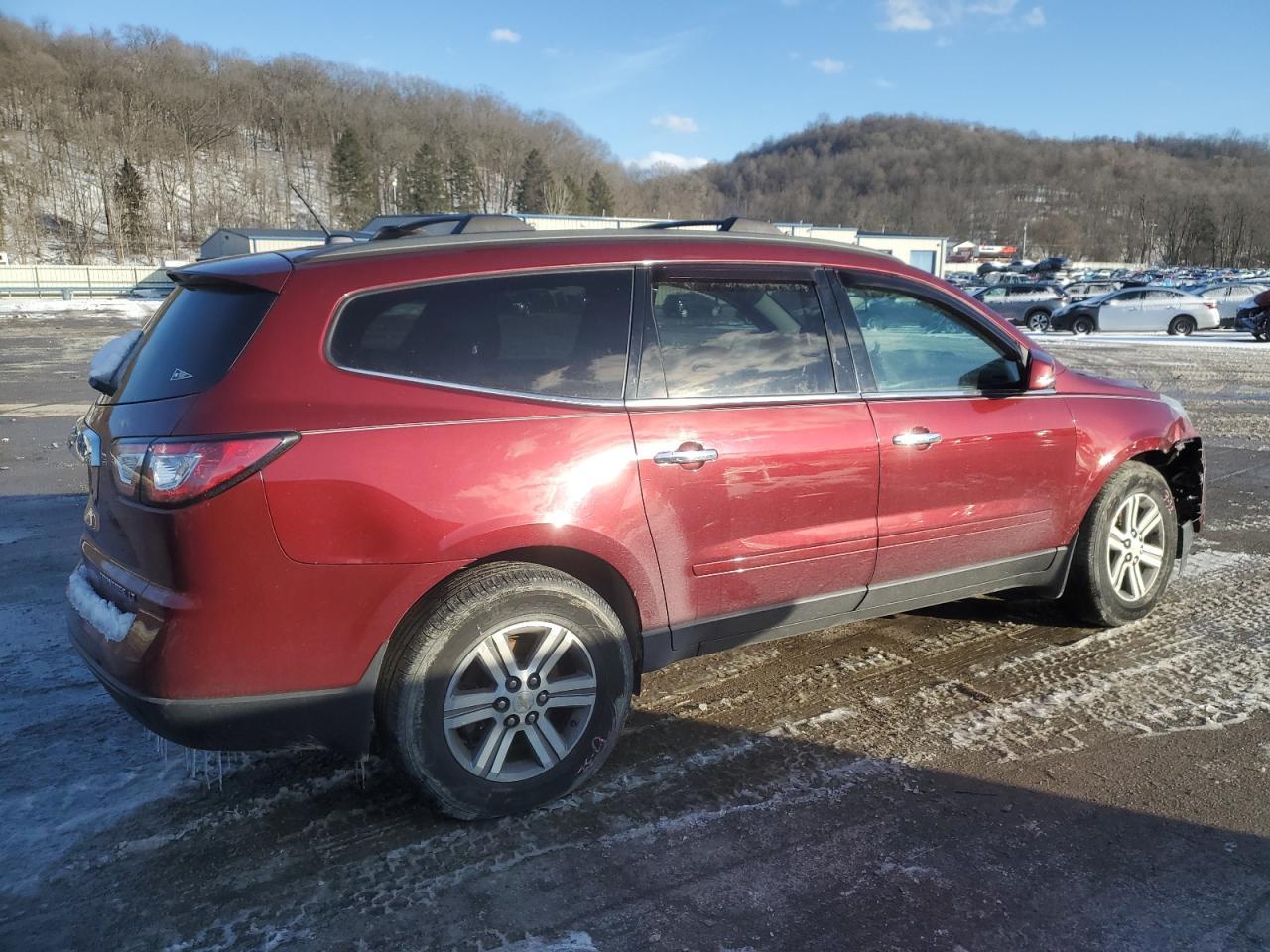2015 CHEVROLET TRAVERSE L - Фото 3