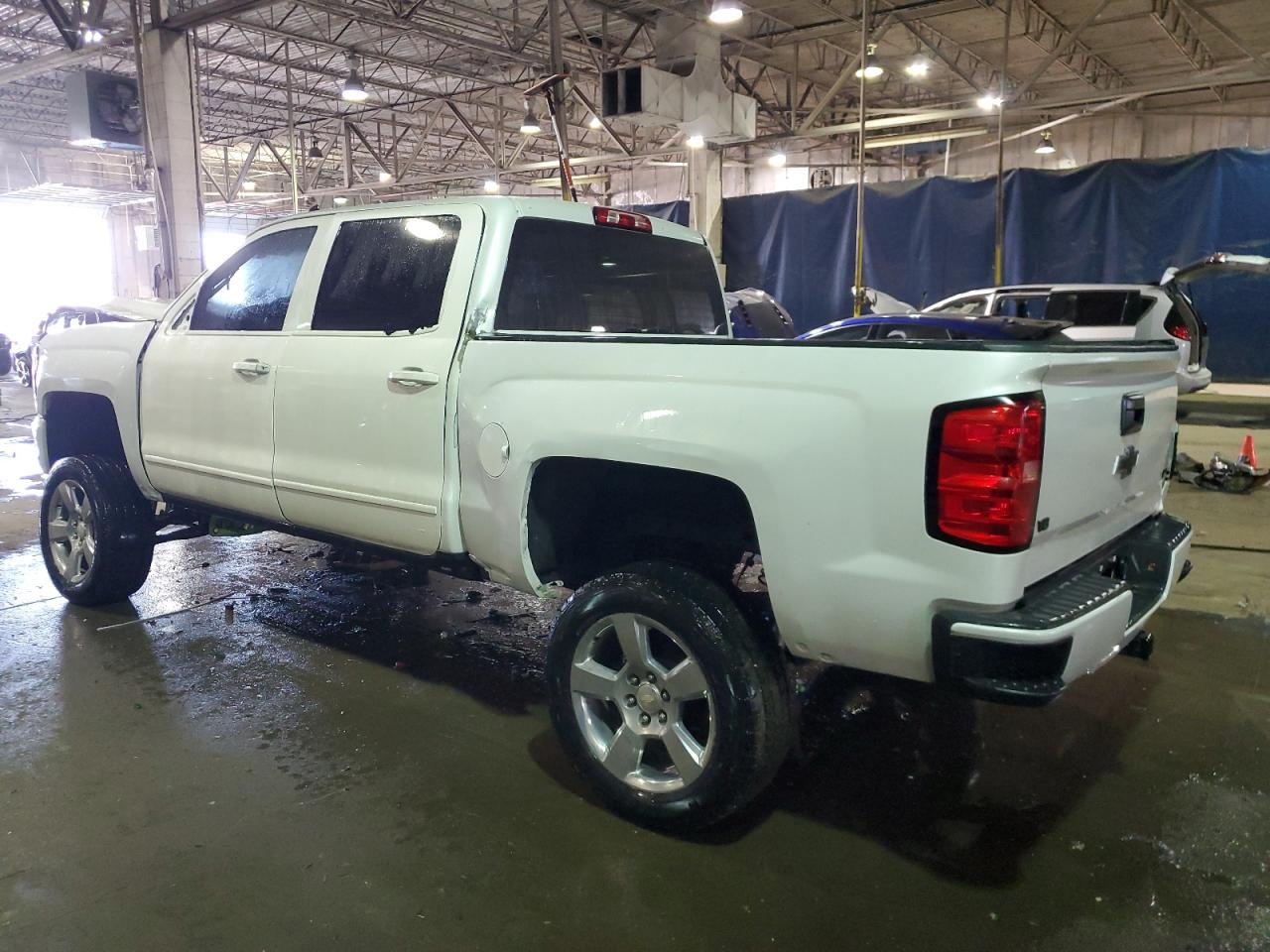 2018 CHEVROLET SILVERADO - Image 2
