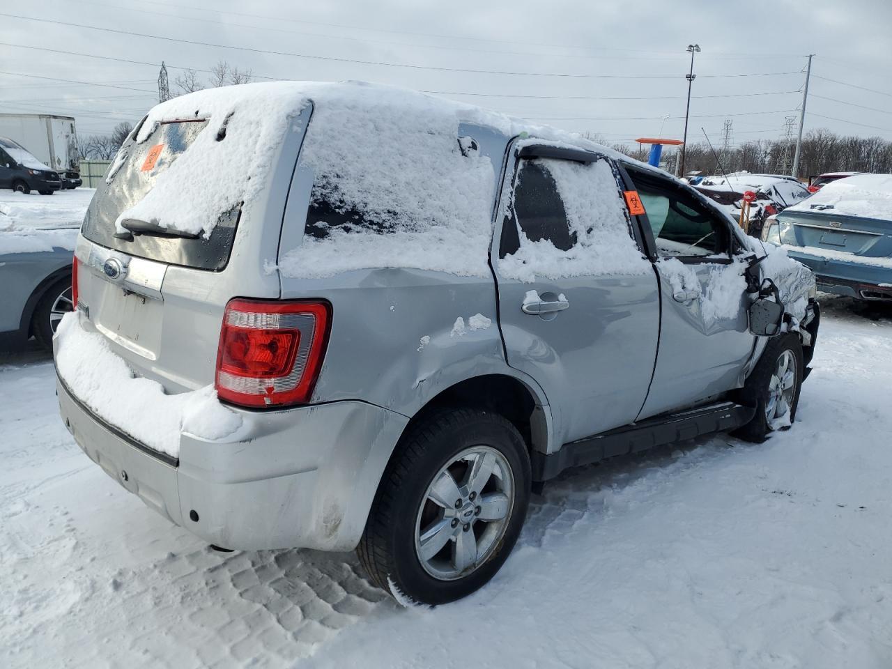 2012 FORD ESCAPE LIM - Image 3