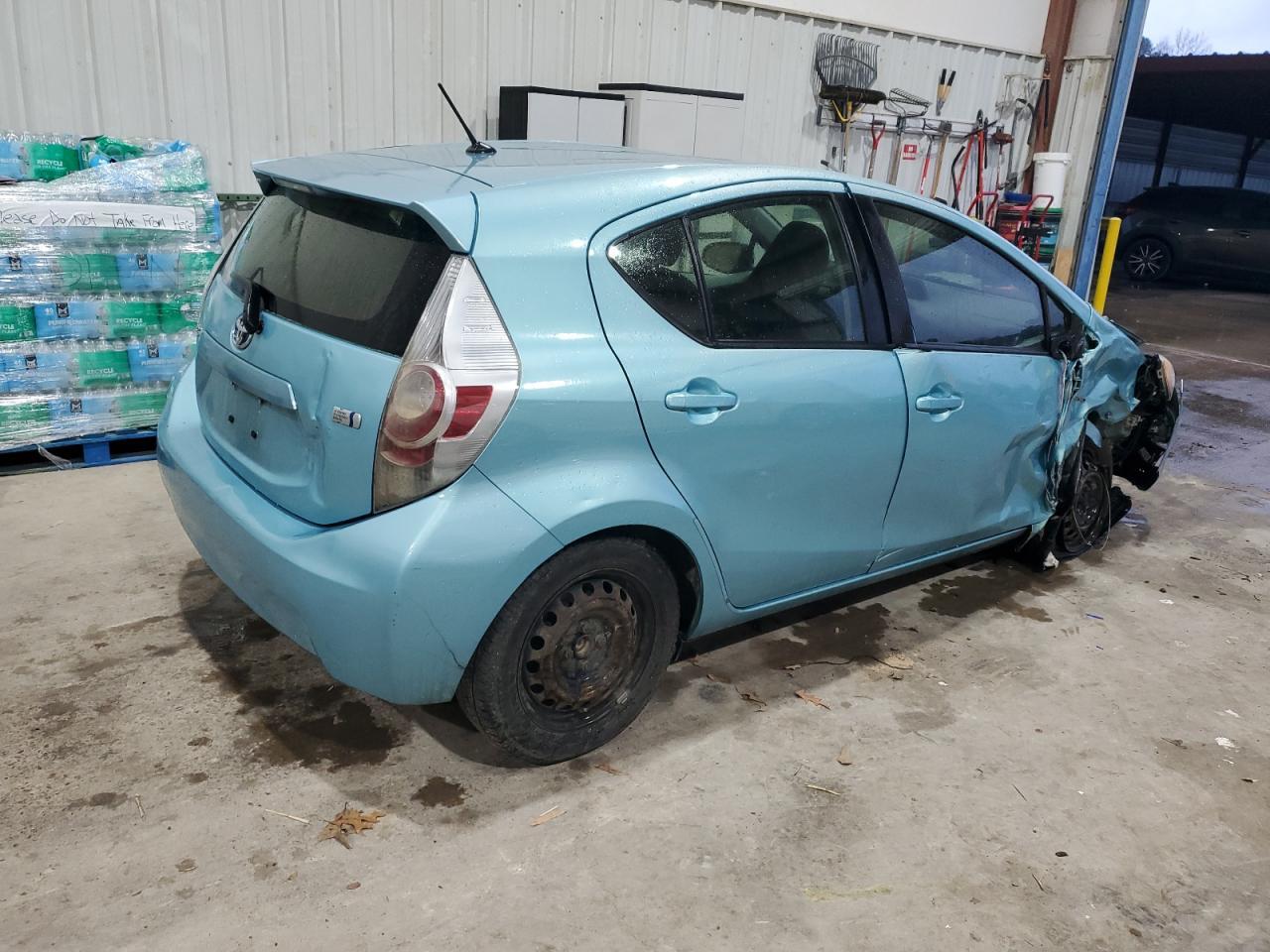 2013 TOYOTA PRIUS C - Image 3