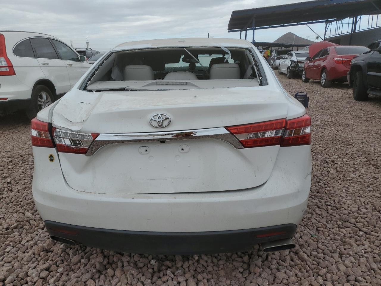 2015 TOYOTA AVALON XLE - Image 6