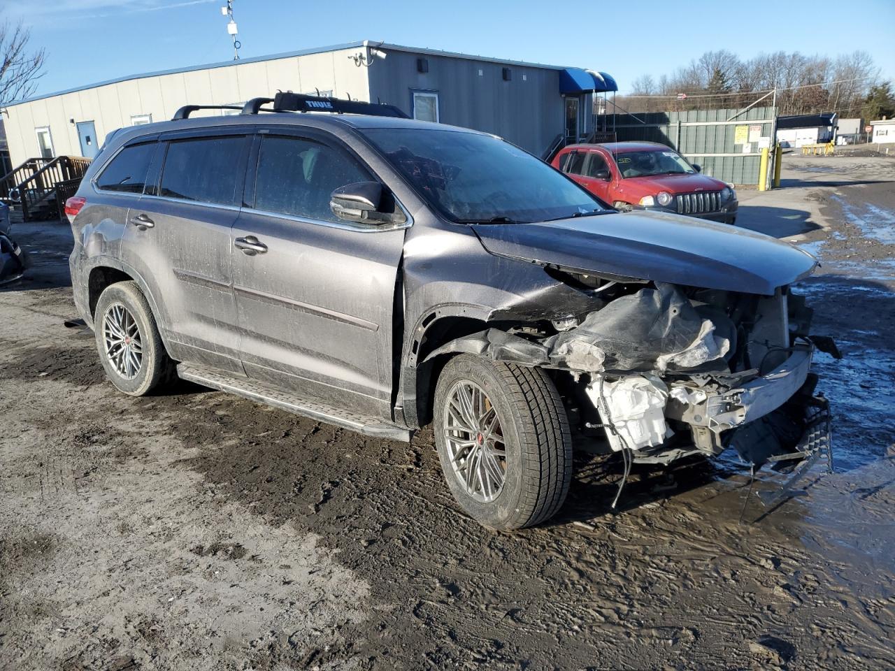2018 TOYOTA HIGHLANDER - Image 4