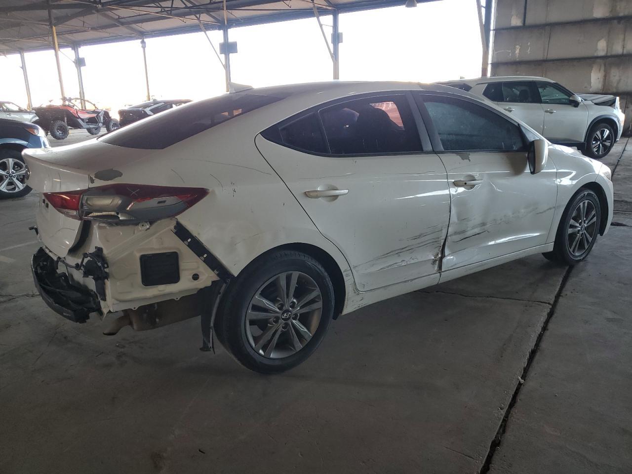 2017 HYUNDAI ELANTRA SE - Фото 3