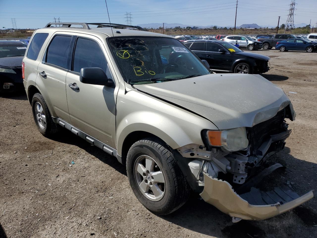 2010 FORD ESCAPE XLT - Image 4
