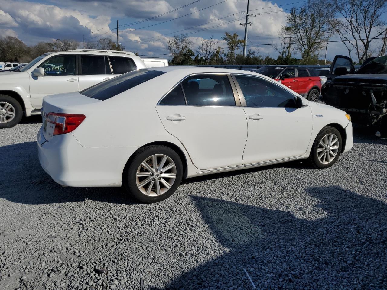 2012 TOYOTA CAMRY HYBR - Фото 3