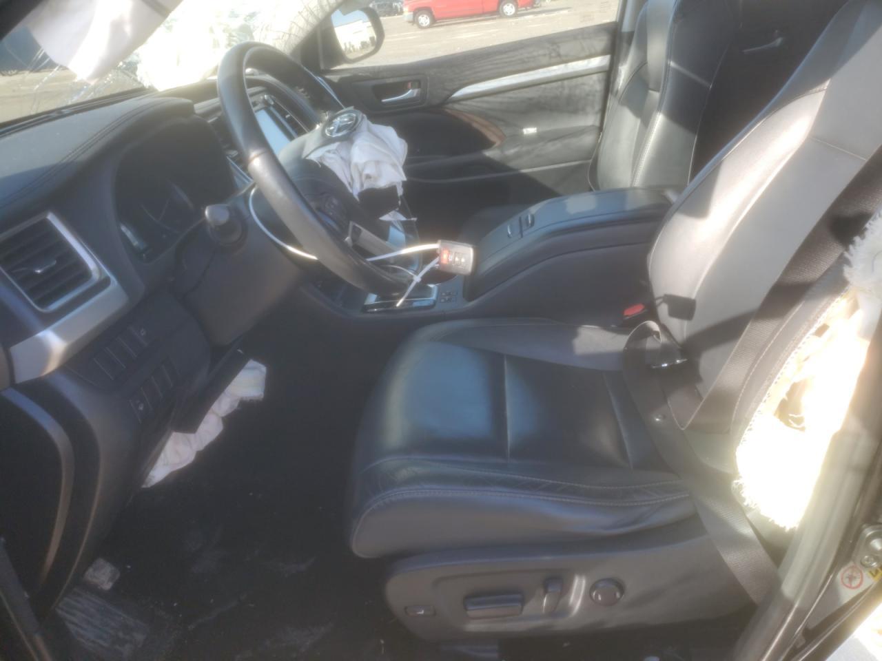 2015 TOYOTA HIGHLANDER - Фото 7