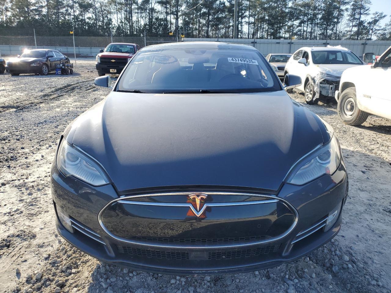 2015 TESLA MODEL S 85 - Фото 5