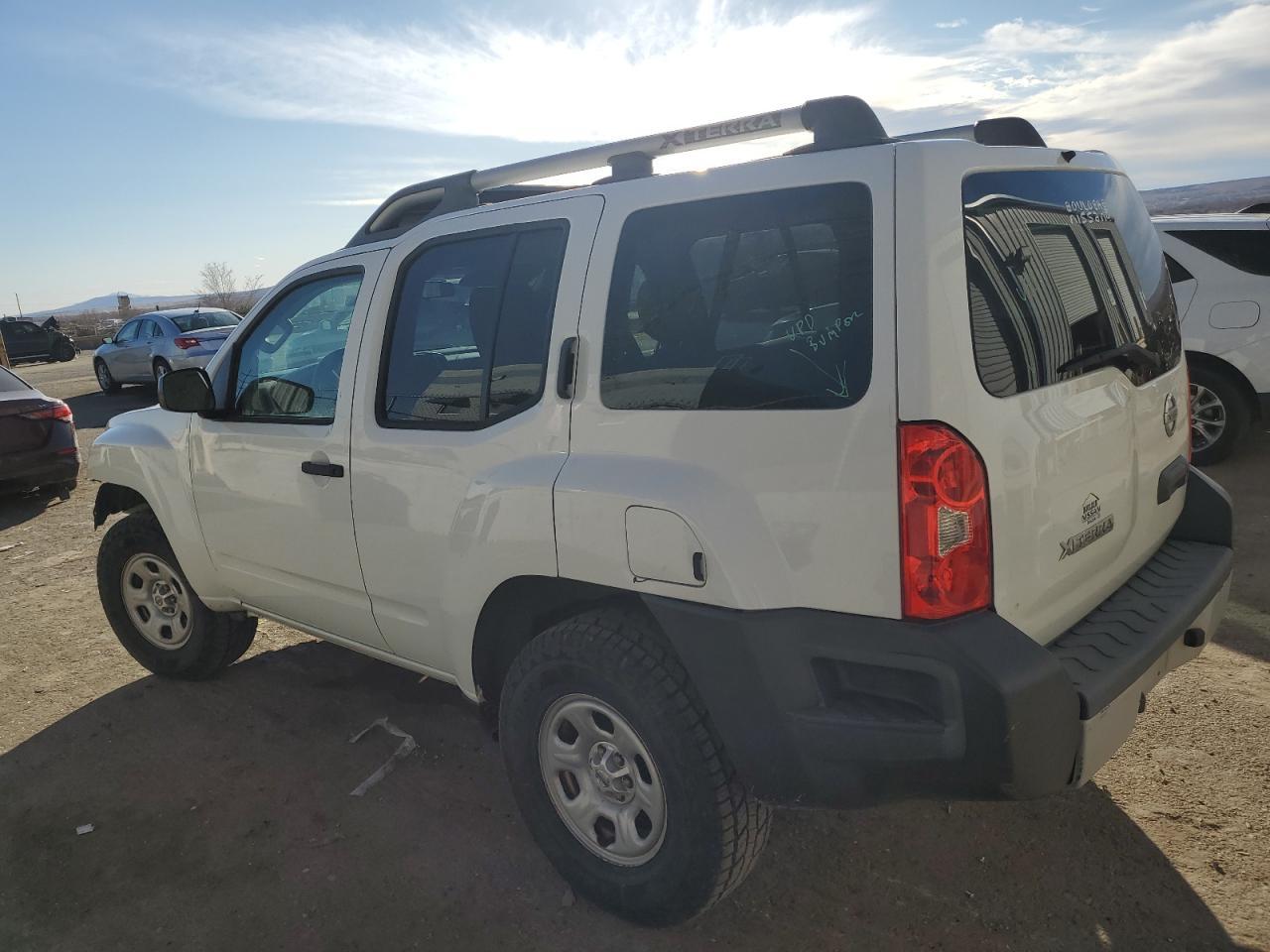 2015 NISSAN XTERRA X - Фото 2