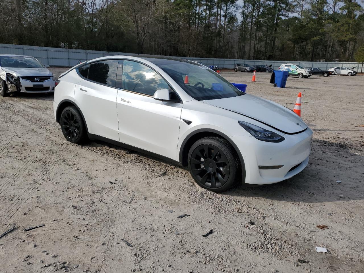 2022 TESLA MODEL Y - Image 4
