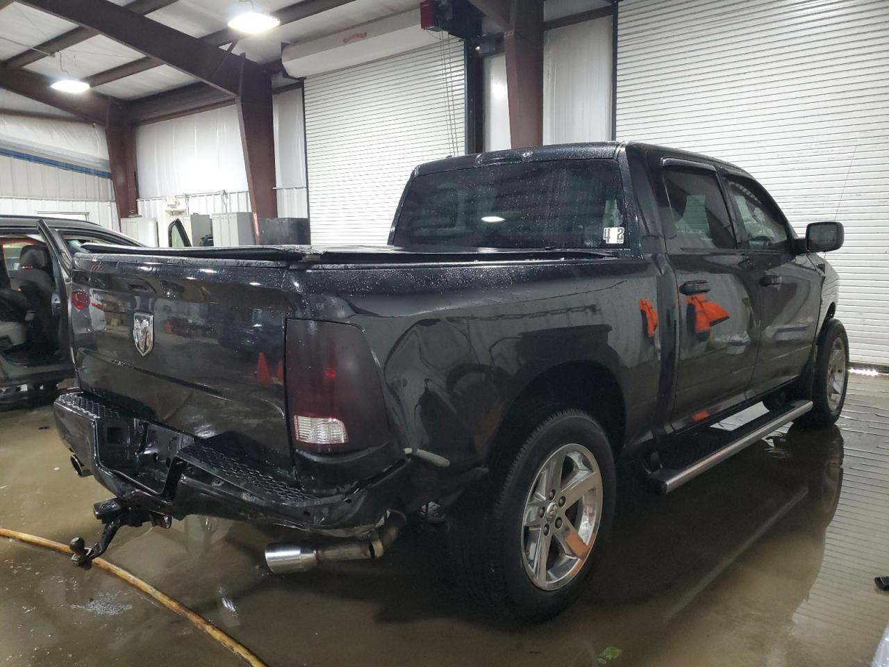 2015 RAM 1500 ST - Image 3