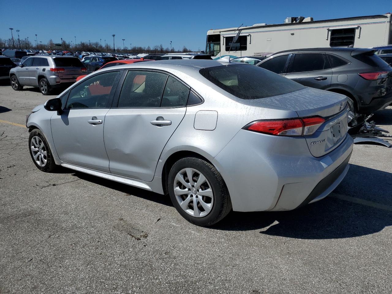 2020 TOYOTA COROLLA LE - Image 2