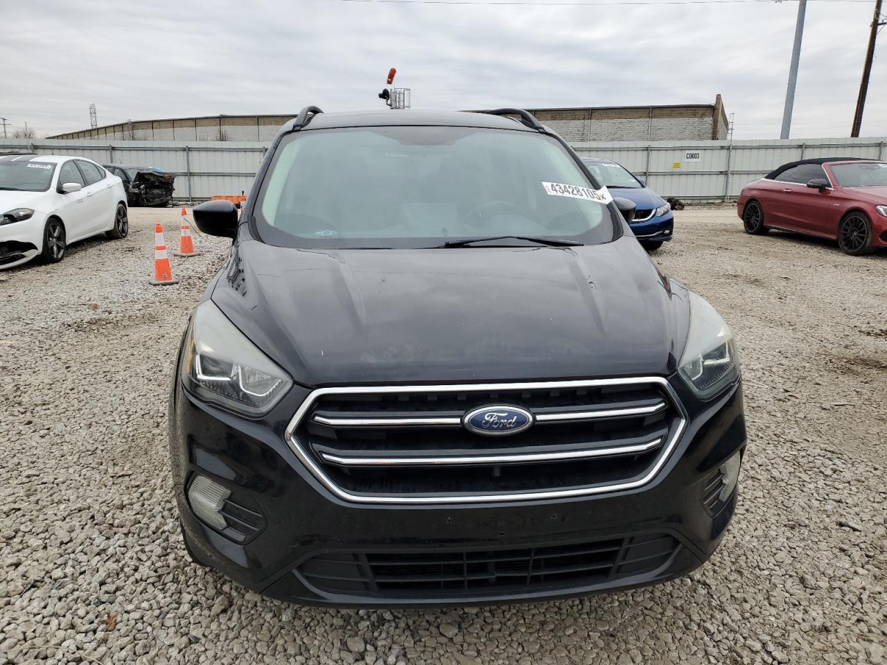 2017 FORD ESCAPE SE - Image 5