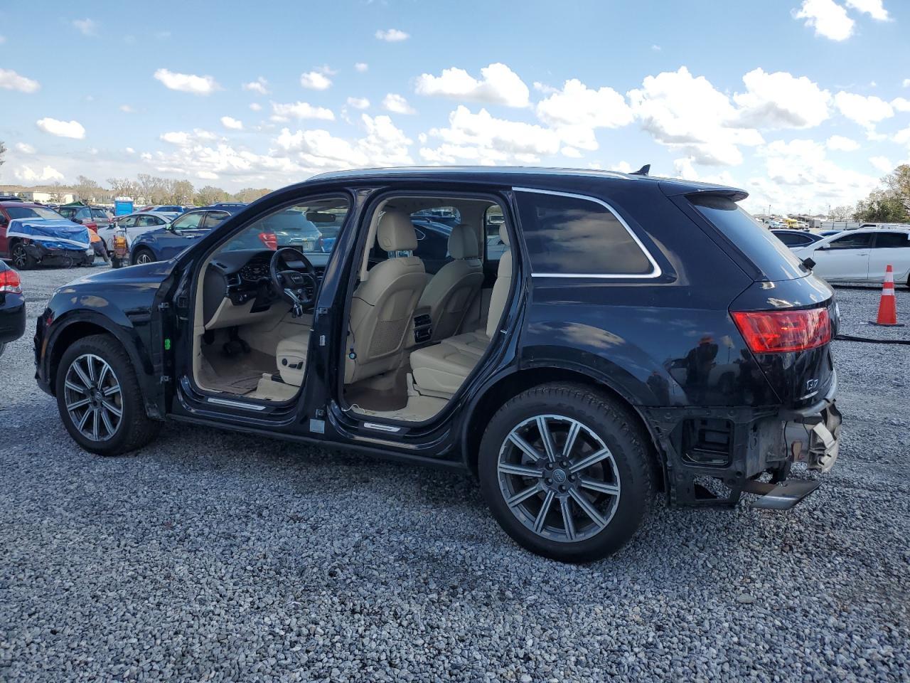 2017 AUDI Q7 PRESTIG - Image 2