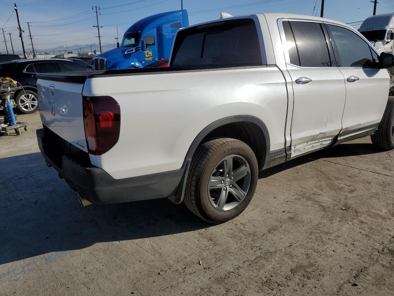 2023 HONDA RIDGELINE - Image 3
