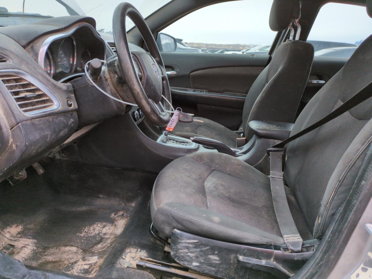 2014 DODGE AVENGER SE - Image 7