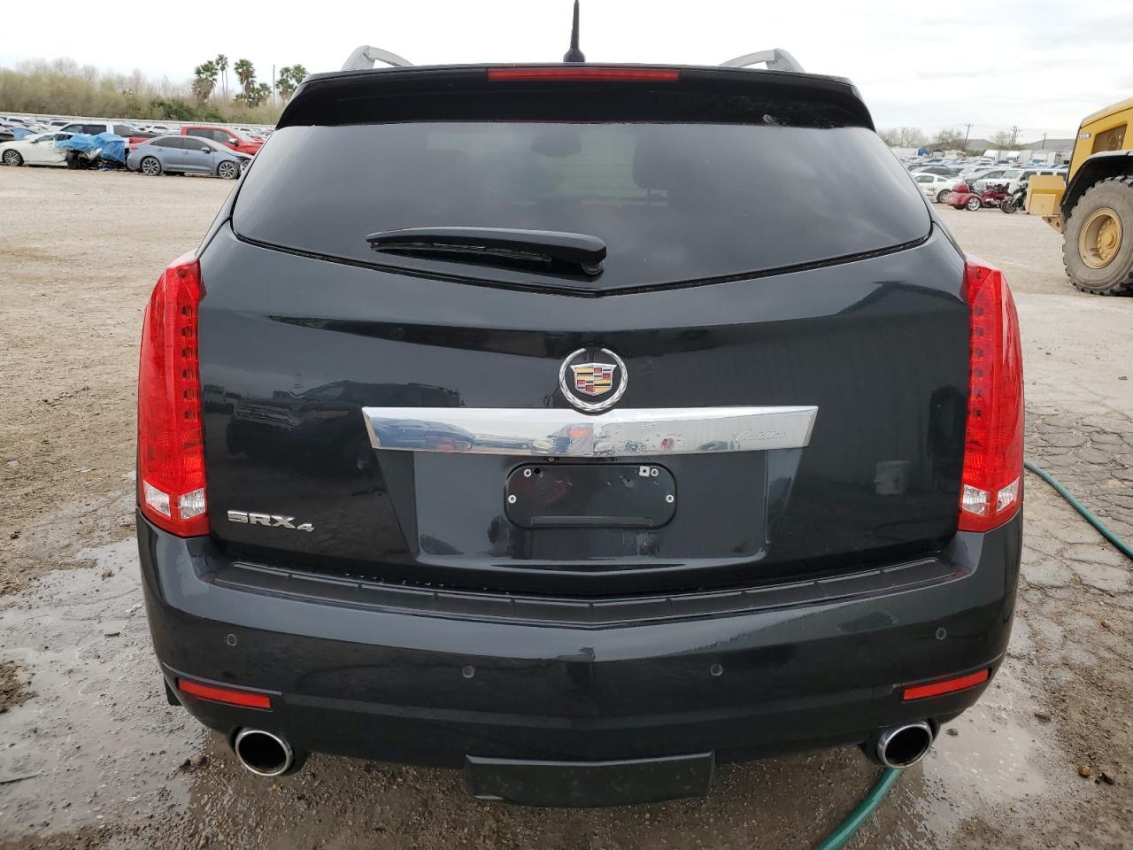 2011 CADILLAC SRX PERFOR - Image 6