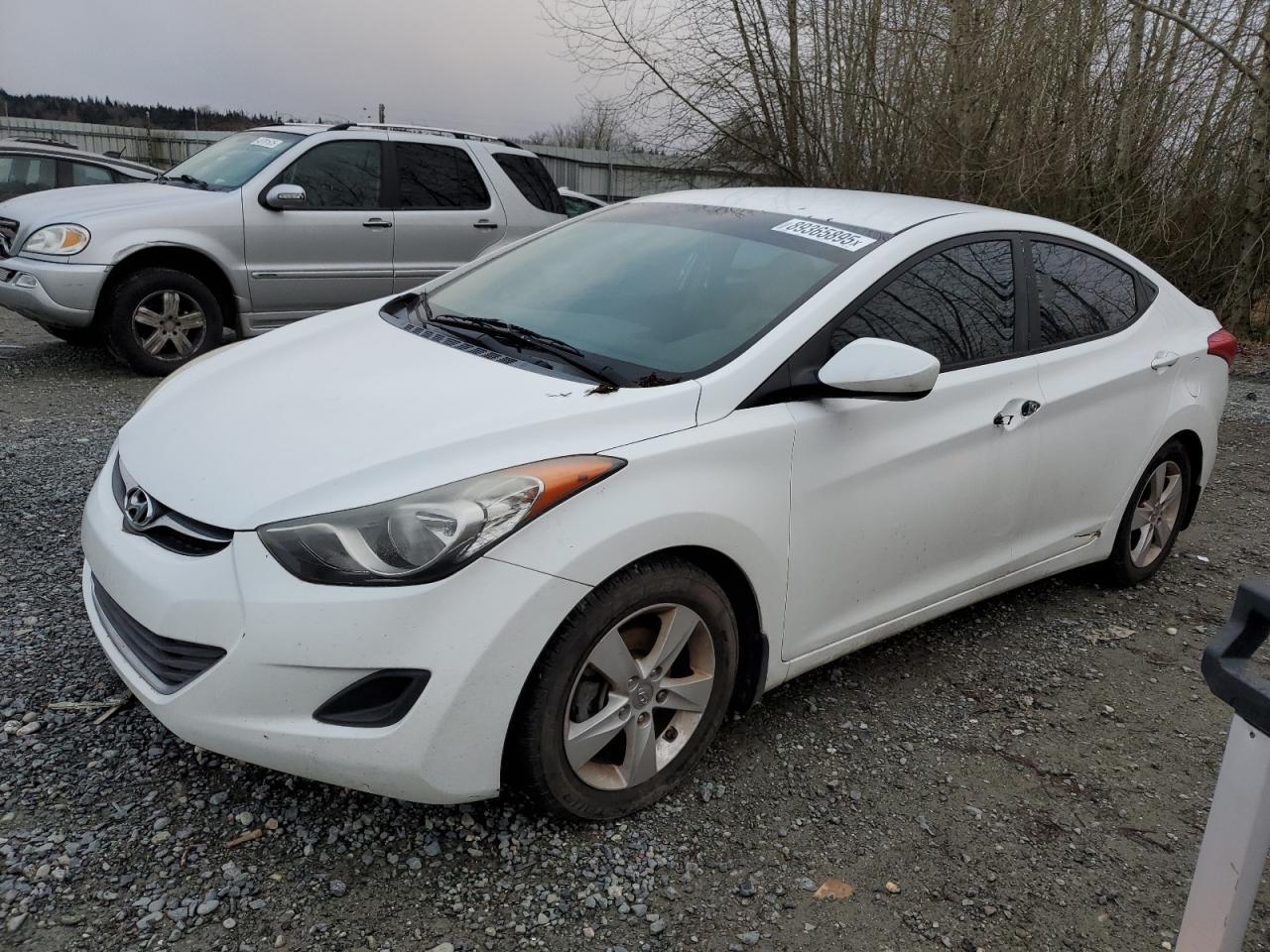 2013 HYUNDAI ELANTRA GL