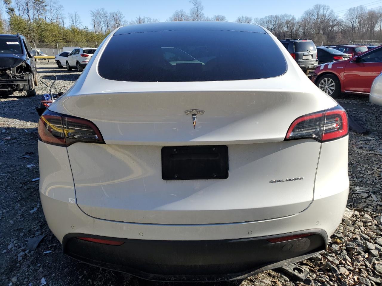 2022 TESLA MODEL Y - Image 6