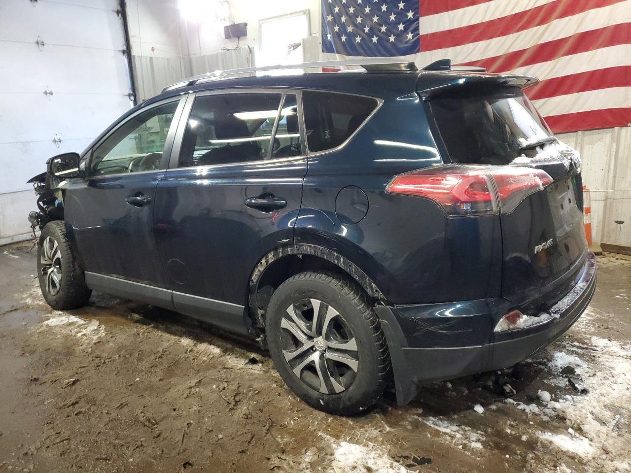 2018 TOYOTA RAV4 LE - Image 2