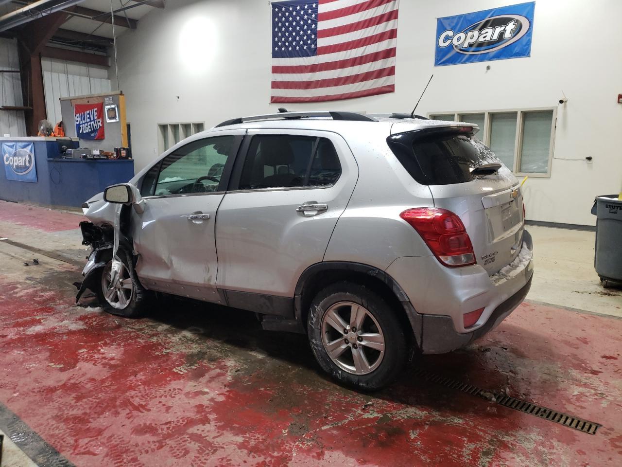 2018 CHEVROLET TRAX 1LT - Фото 2