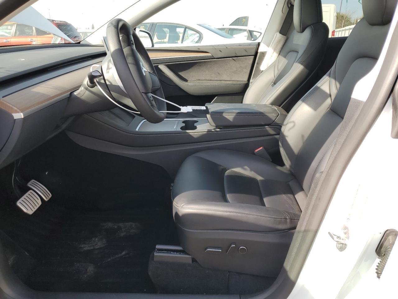 2023 TESLA MODEL Y - Фото 7