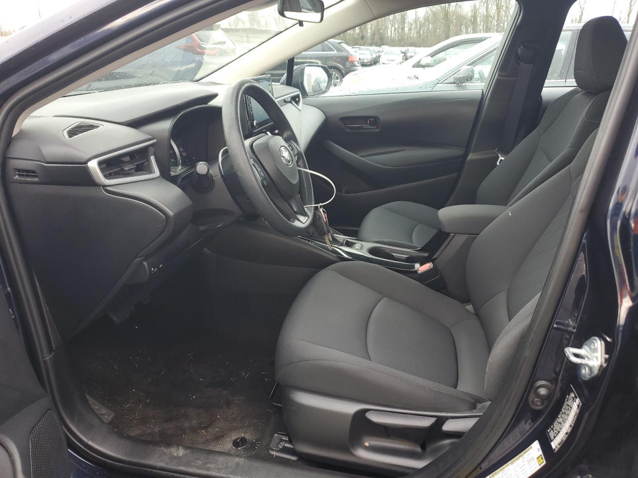 2022 TOYOTA COROLLA LE - Фото 7