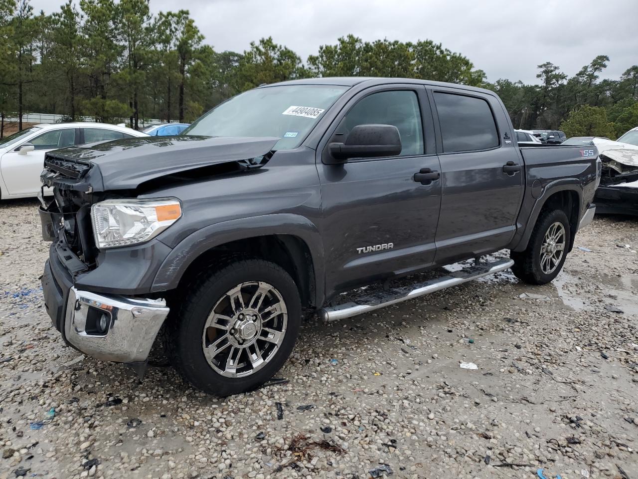 2015 TOYOTA TUNDRA CRE
