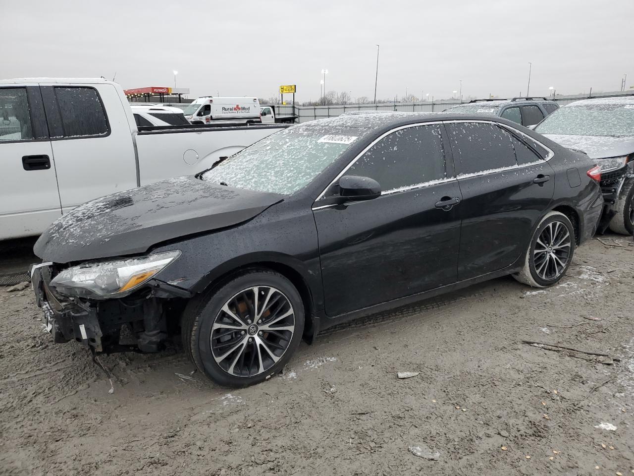 2015 TOYOTA CAMRY LE