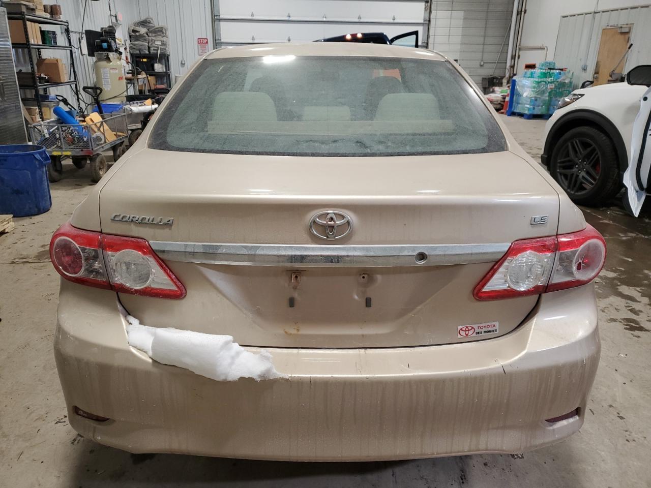 2013 TOYOTA COROLLA BA - Фото 6