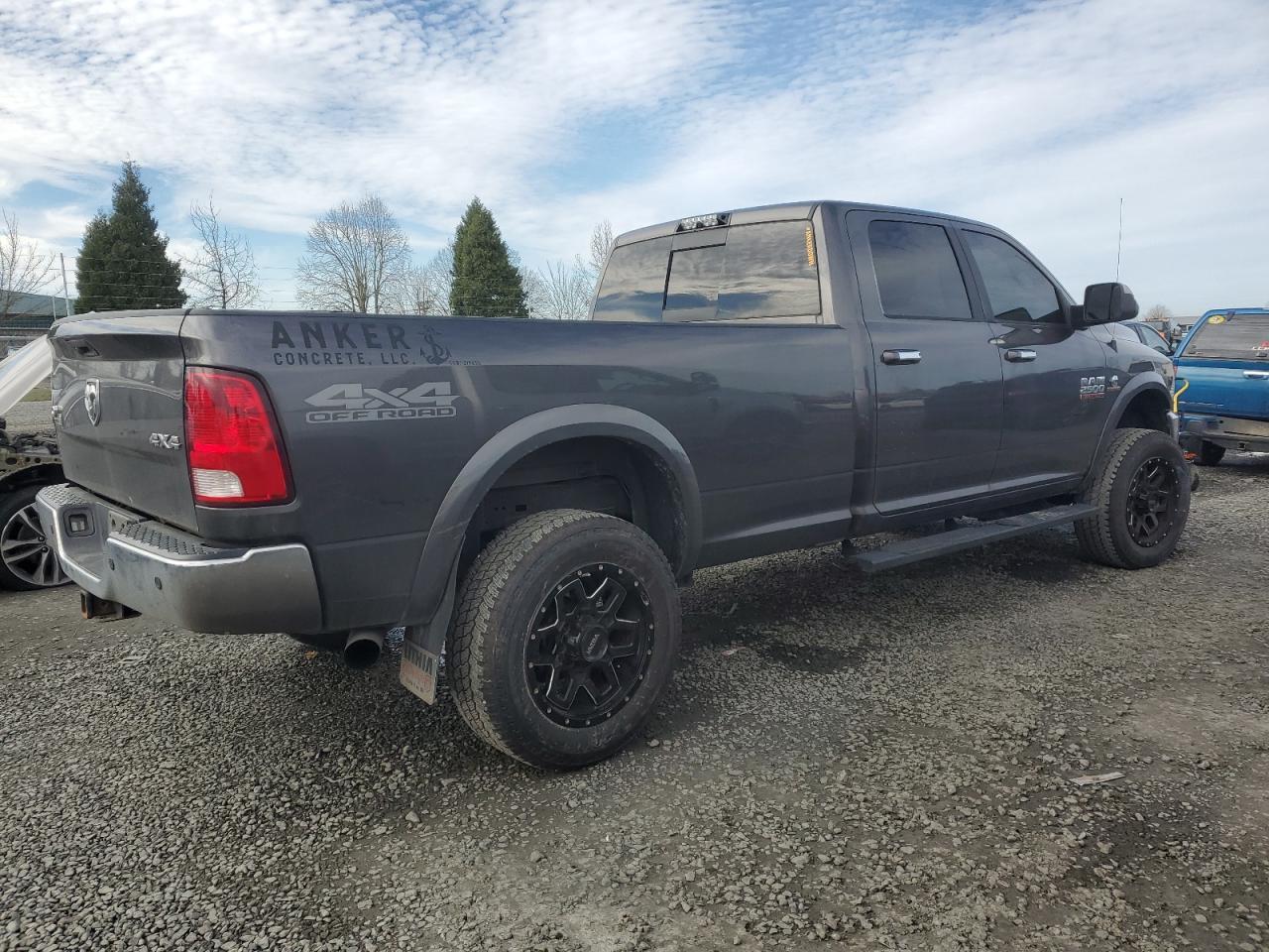 2018 RAM 2500 SLT - Image 3