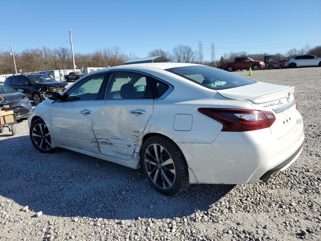 2017 NISSAN ALTIMA 2.5 - Фото 2