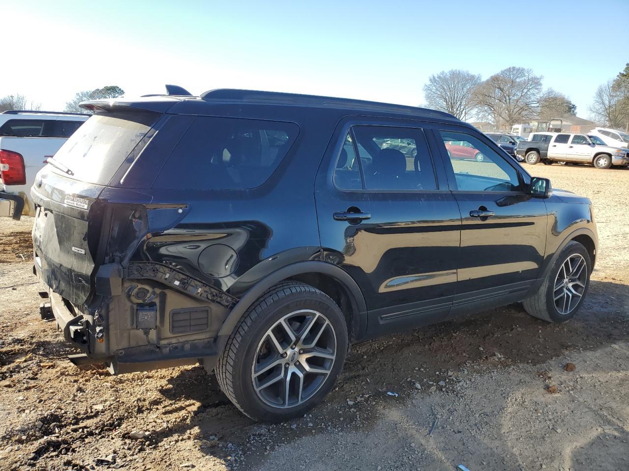 2017 FORD EXPLORER S - Image 3