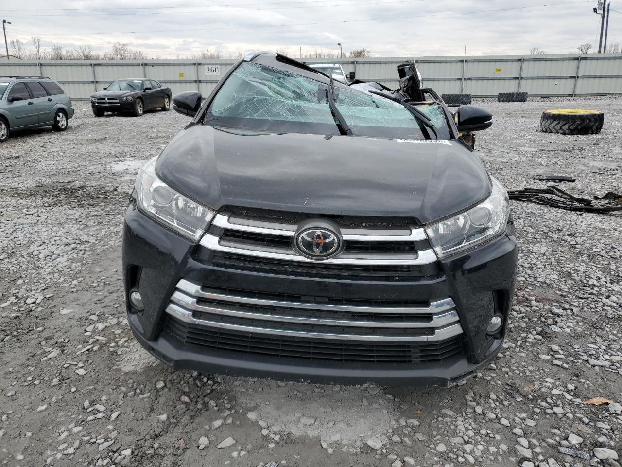 2018 TOYOTA HIGHLANDER - Image 5