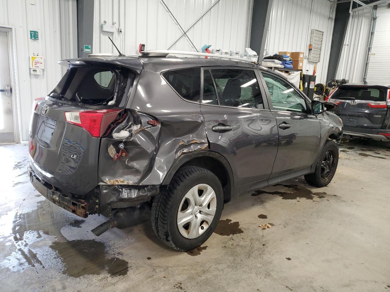 2015 TOYOTA RAV4 LE - Image 3