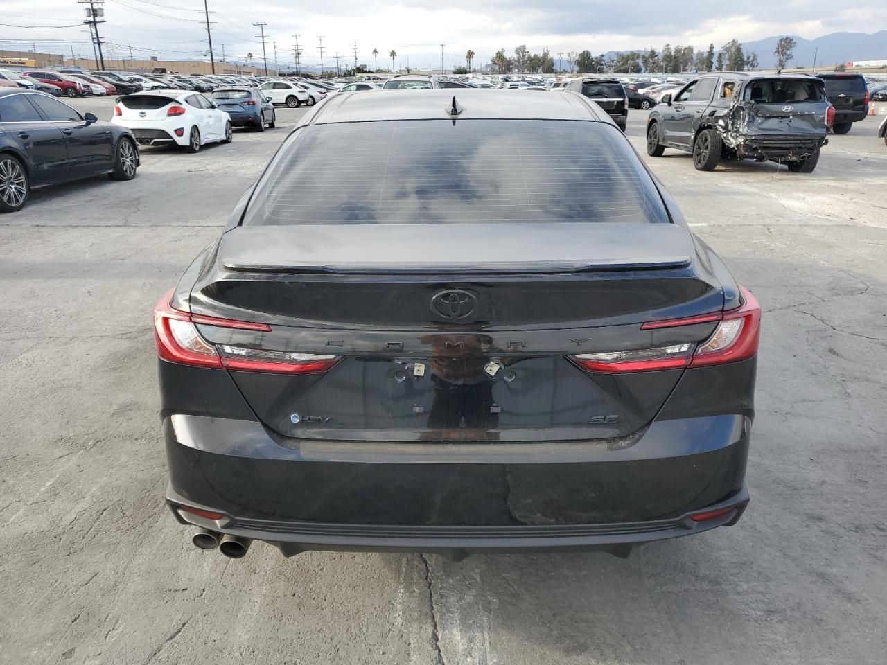 2025 TOYOTA CAMRY XSE - Фото 6