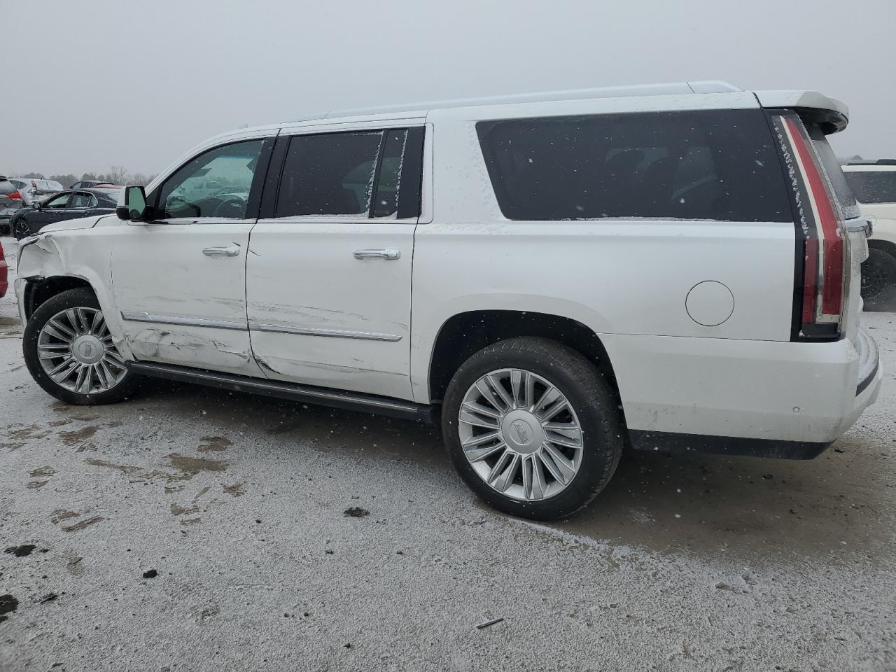 2017 CADILLAC ESCALADE E - Фото 2