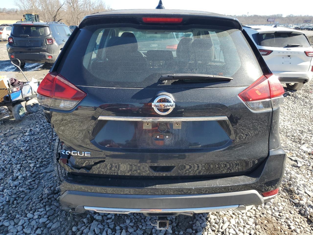 2017 NISSAN ROGUE S - Фото 6