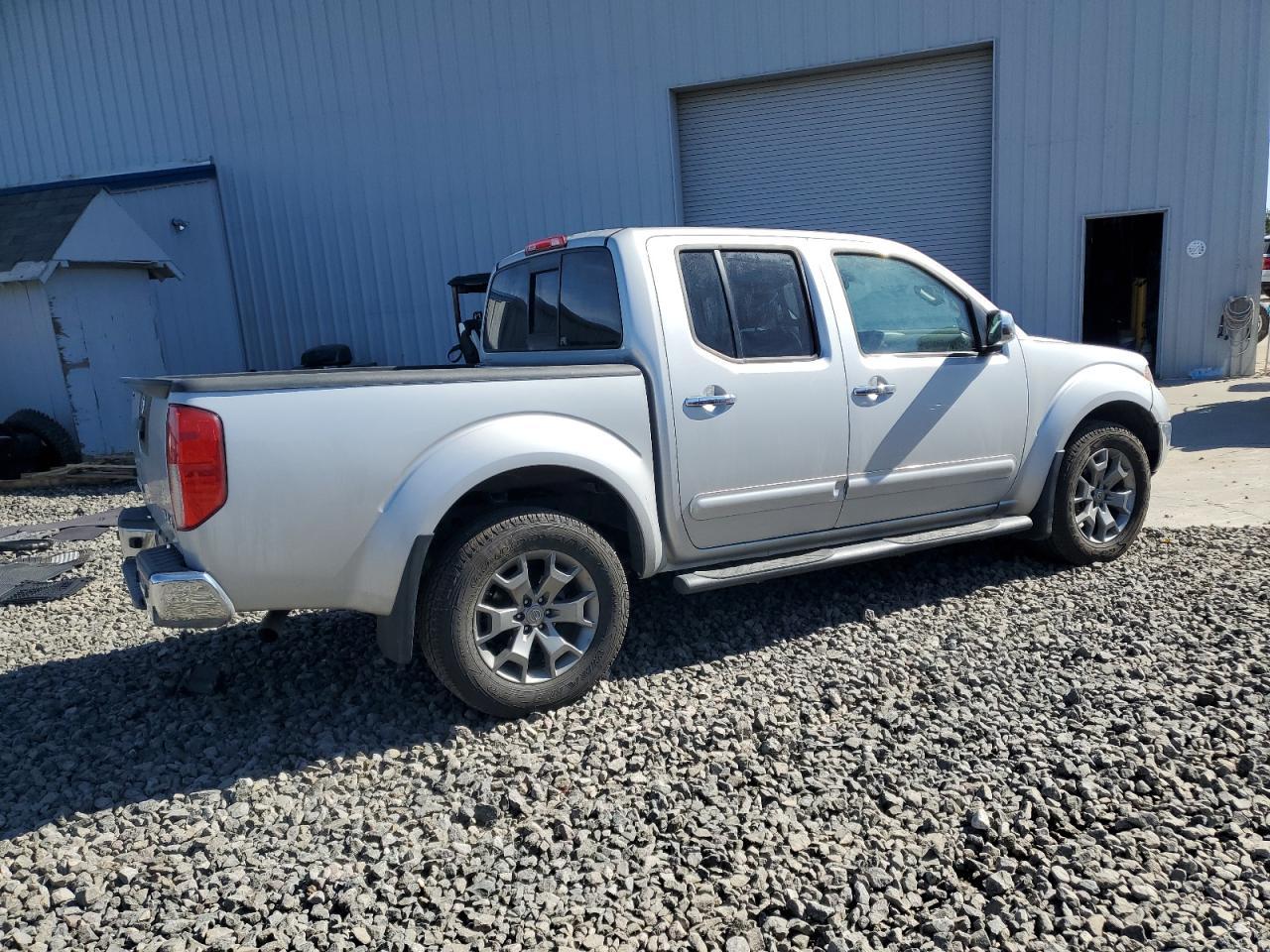 2019 NISSAN FRONTIER S - Фото 3