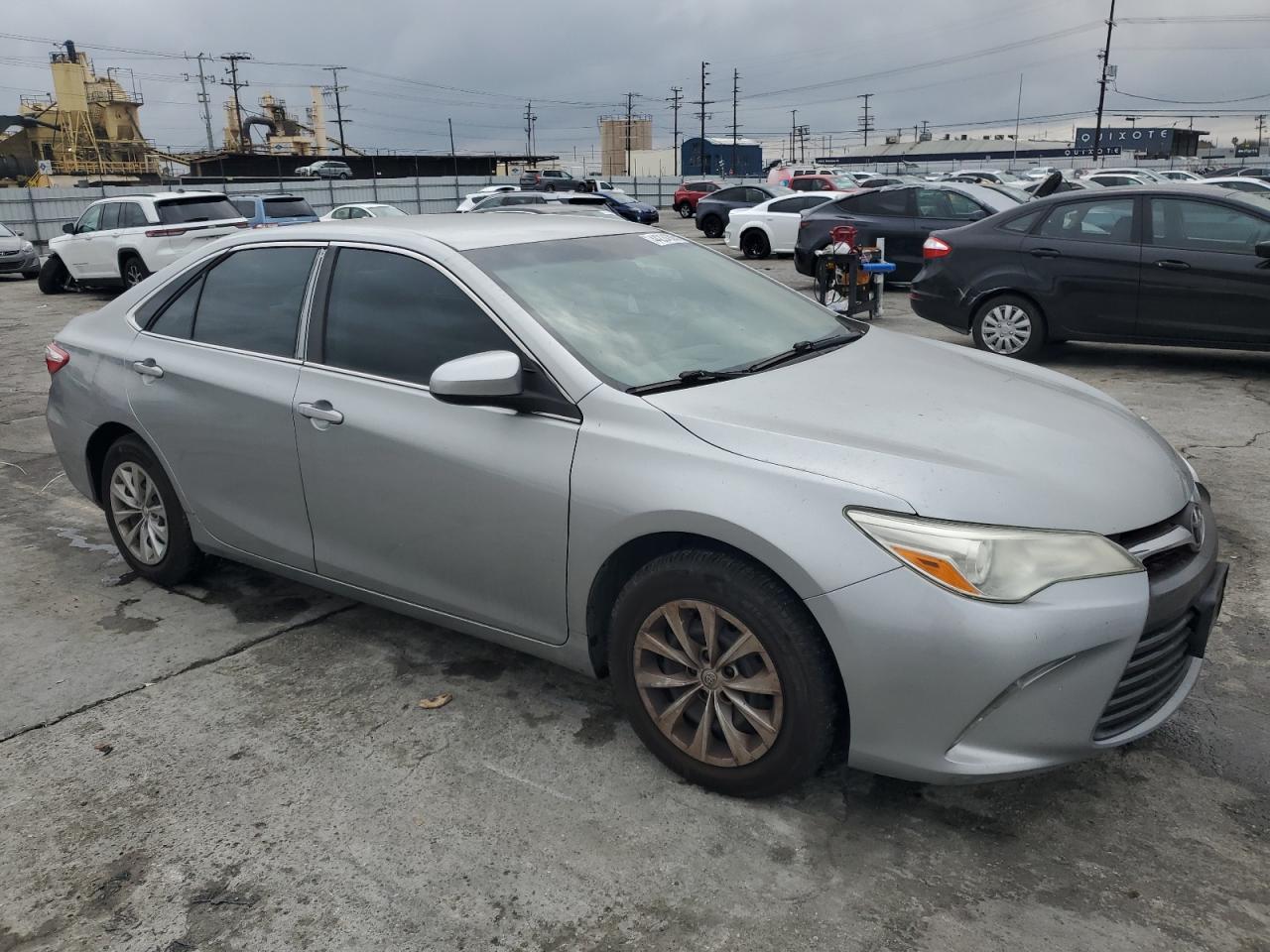 2015 TOYOTA CAMRY LE - Image 4