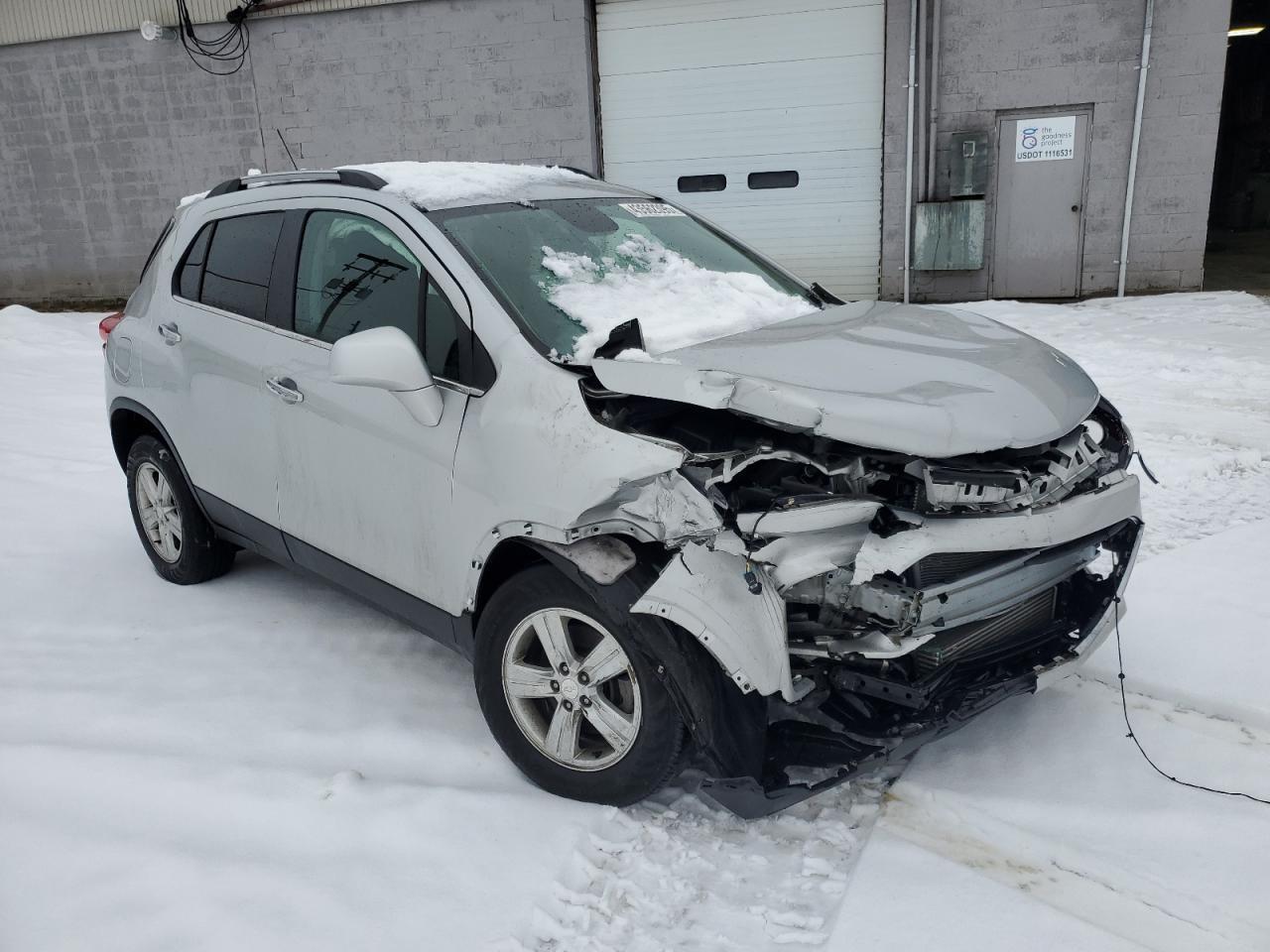 2019 CHEVROLET TRAX 1LT - Фото 4